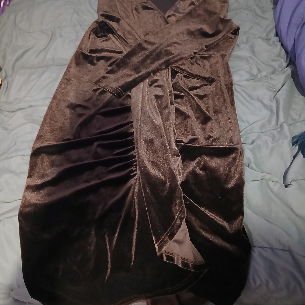 Elegant Brown Velvet Dress